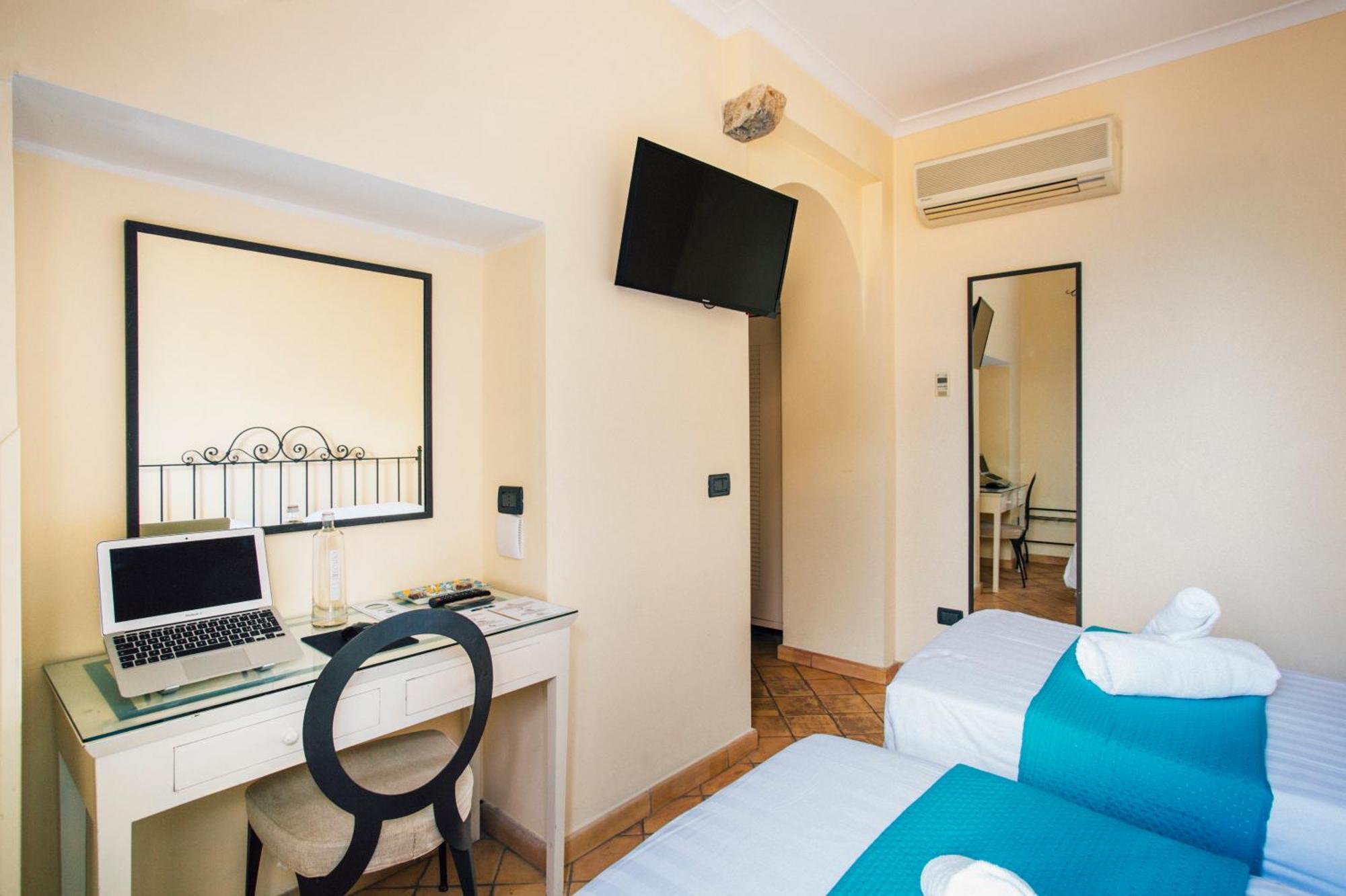 Il Quartuccio Gaeta Bed & Breakfast Exterior photo